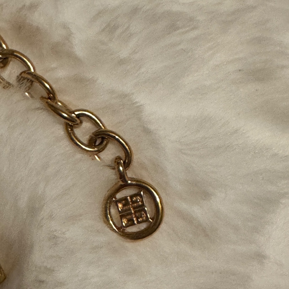GIVENCHY CHOKER NECKLACE - Picture 2 of 5